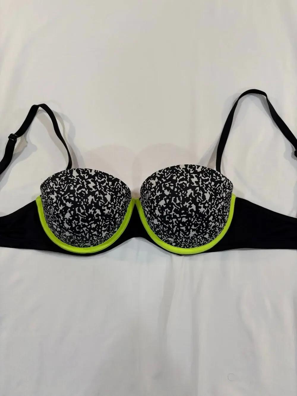 PINK Victoria’s Secret Black White Print Neon Yellow Green Push Up Bra Size 34B